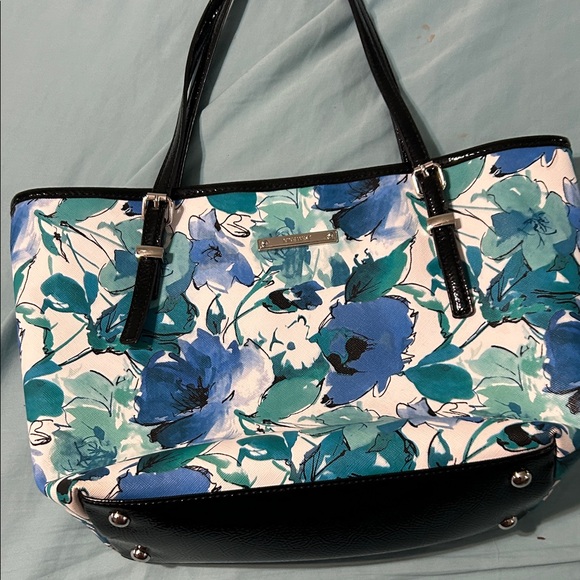 Nine West Handbags - Floral Tote Bag with Black Accents by Nine West nwot no call outs. Nice bag